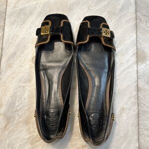 Black and Tan leather loafers size 9M